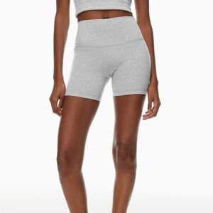 Aritzia (TNA Biker Shorts) Hold it Atmosphere Hi-Rise 5" Shorts
